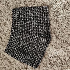 Express Women's Pleated Side Zip Dress Short. Sz 4